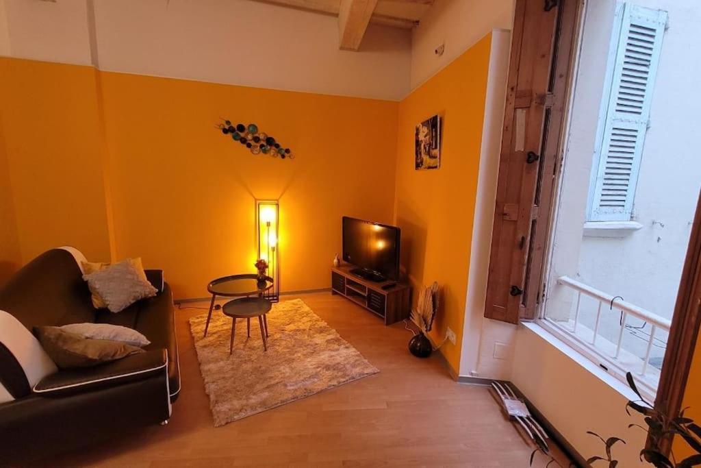 Avignon Apartement A 2 Pas Du Palais De Papes Екстериор снимка